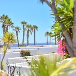 公寓 Puerto Chico 2 *
